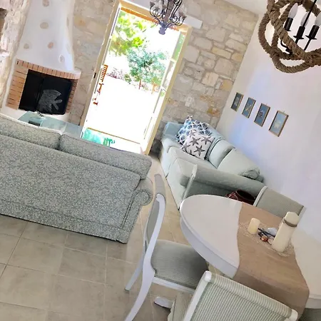 Filizi-naousa Cycladic House * Naousa
